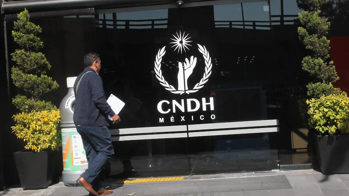 COMISION NACIONAL DE DERECHOS HUMANOS CNDH JORGE CARPIZO omar flores (40)